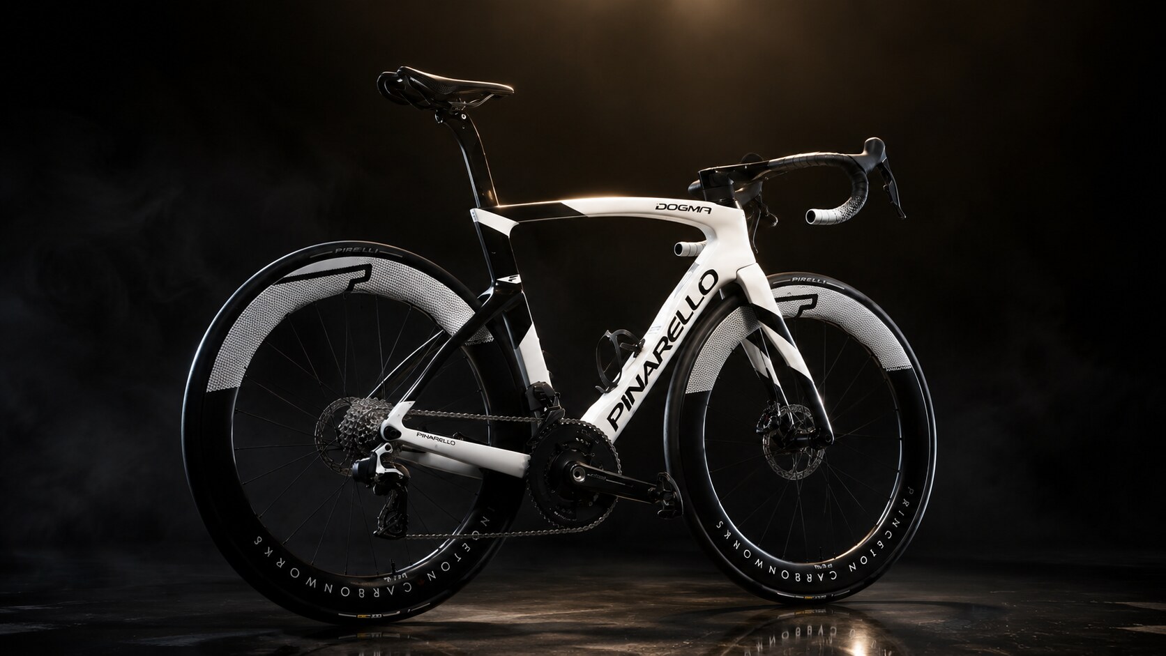 Pinarello Dogma 暗场空气动力轮廓